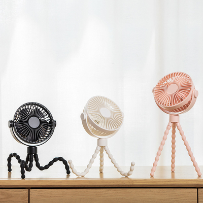Ventilador portátil USB oscilante de 6 polegadas para tripé de mesa com clipe para ventilador com 360 graus
