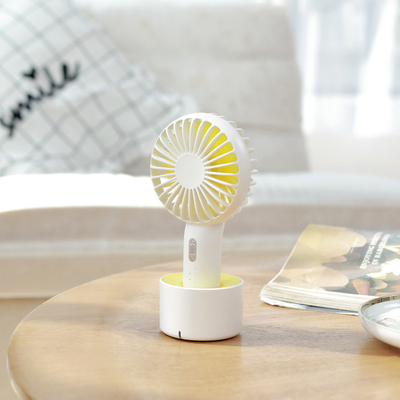 Ventilador portátil recarregável com base de suporte, bateria de 2000 mAh, rotação automática e função de aroma